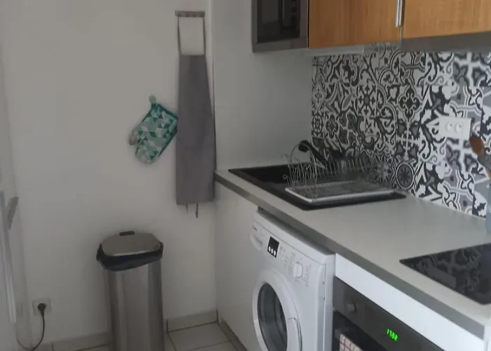 Chaleureux Netflix Parking Prive